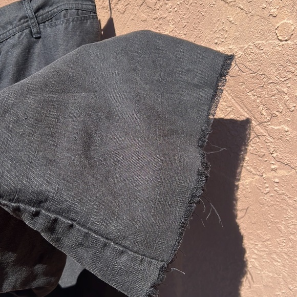 Wilfred with Linen Aritzia Cropped Frayed Hem Black Button Fly Trousers Size 6 - Picture 2 of 5